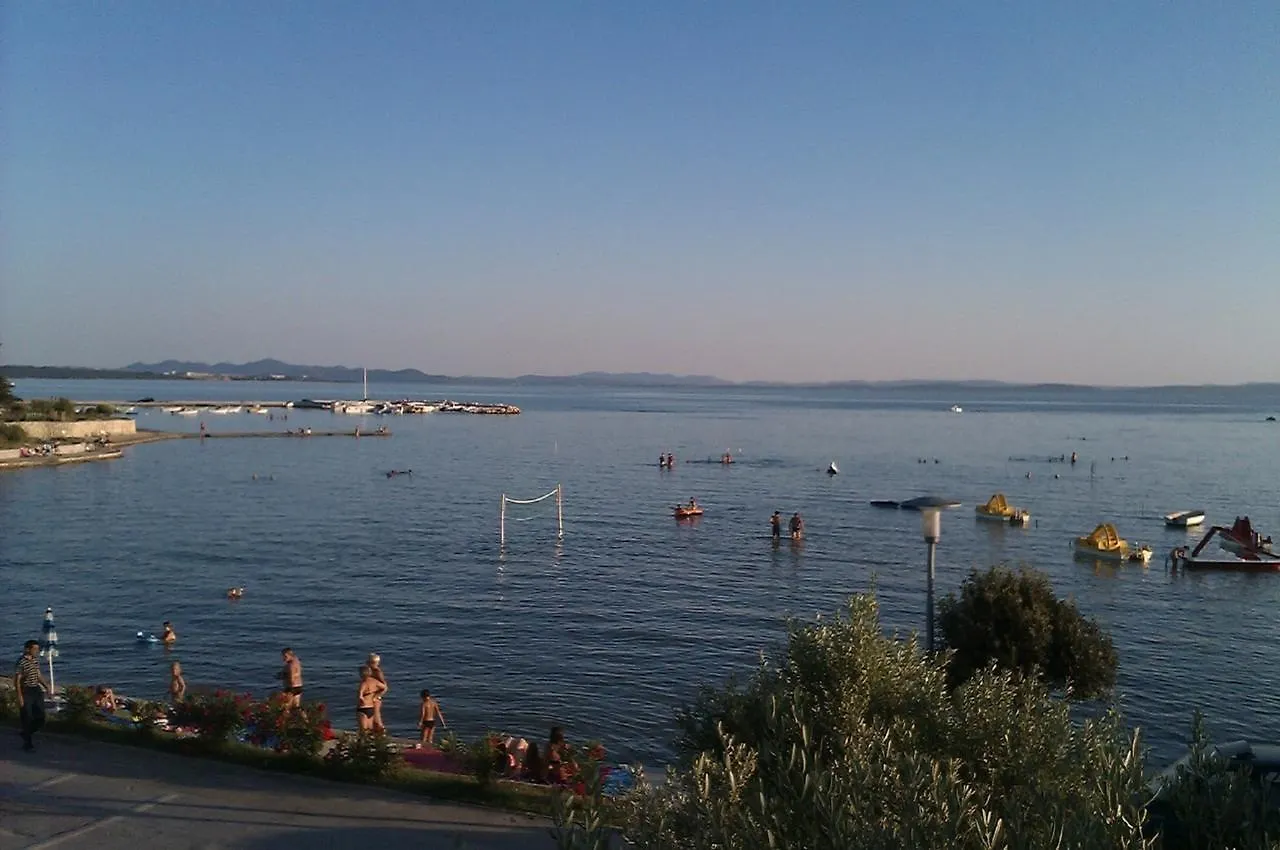 Apartments Summer Dream بريفلاكا