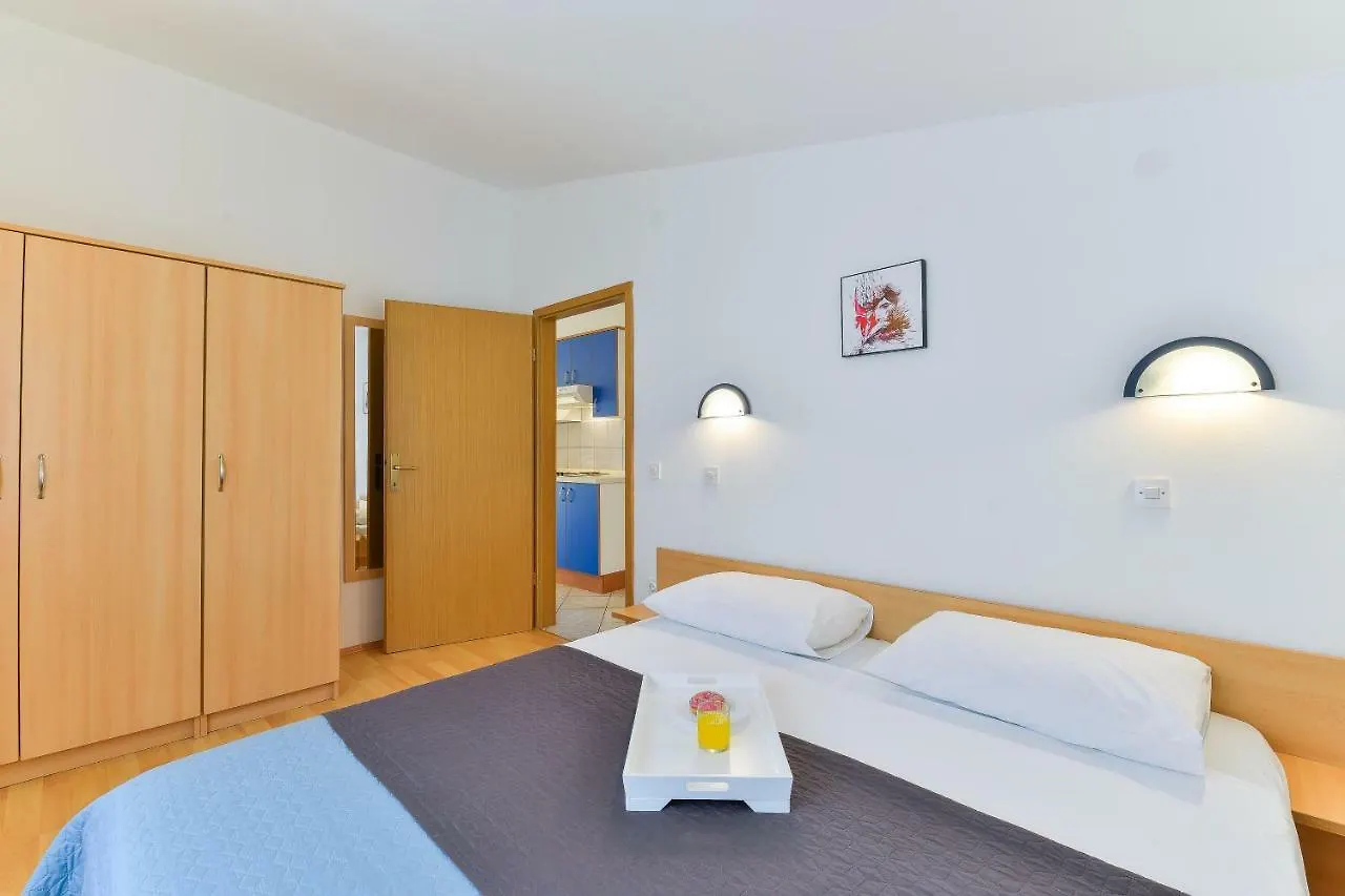 Apartments Summer Dream بريفلاكا